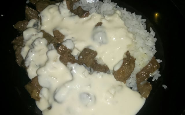 Molho de requeijão para carnes, frango, macarrão