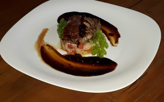 Molho para acompanhamento de peixes, bovinos e suínos