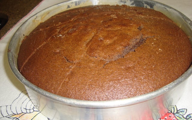 Bolo de chocolate econômico