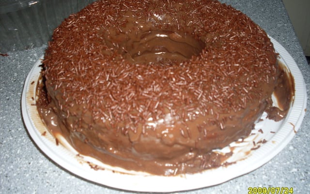 Bolo de chocolate (super fácil e rápido)