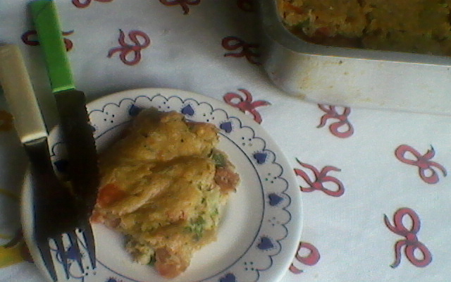 Torta de legumes com sardinha