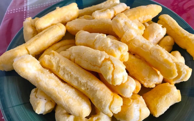 Biscoito de polvilho frito com fubá