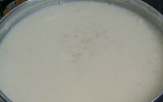 Canjica branca cremosa (Mungunzá)