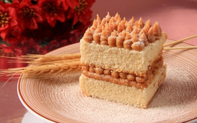 Bolo casado com doce de leite