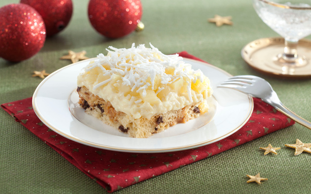 Pavê de abacaxi, coco e doce de leite