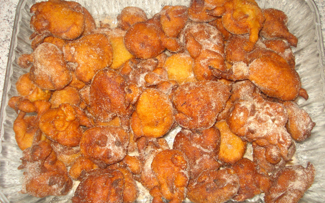 Bolinho de banana frito