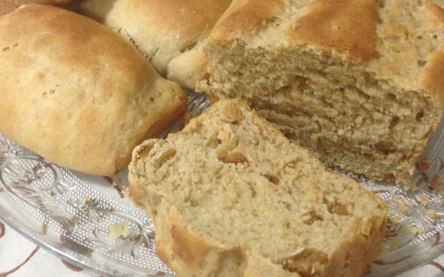 Pão caseiro integral com figo turco (adocicado)
