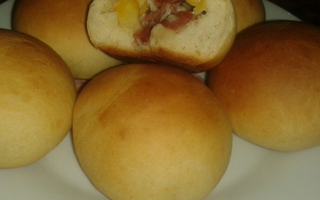 Pão caseiro recheado