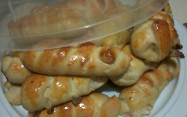 Enroladinhos de salsicha (assado)