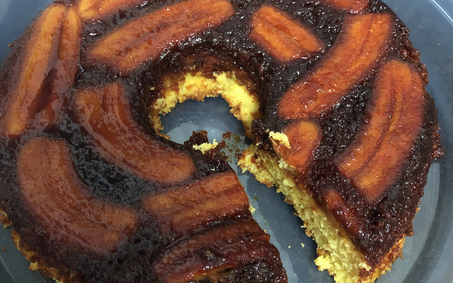 Torta de banana espumante