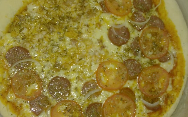 Massa básica para pizza caseira