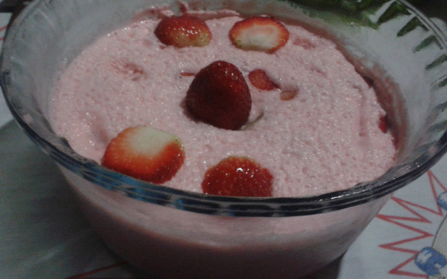 Mousse de morango facílimo