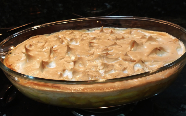 Doce de banana com suspiro