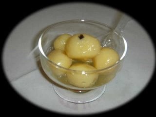 Doce de queijo em calda