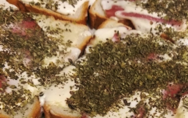 Pizza rápida de pão de forma