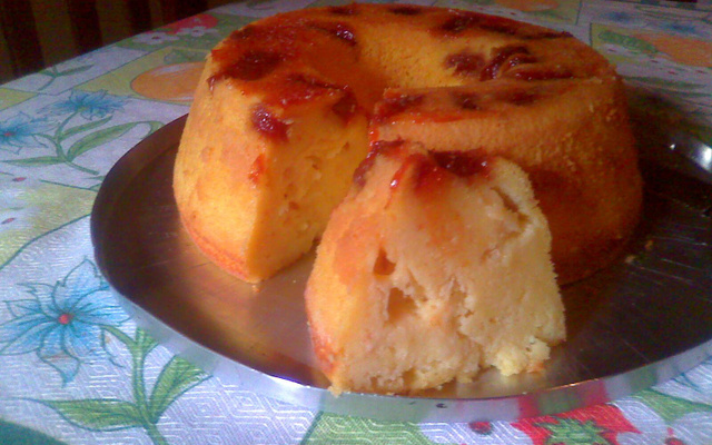 Bolo de fubá cremoso