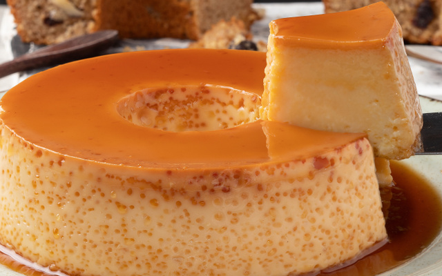 Pudim na boca do fogão