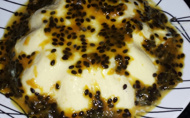 Mousse de maracujá fácil e rápido