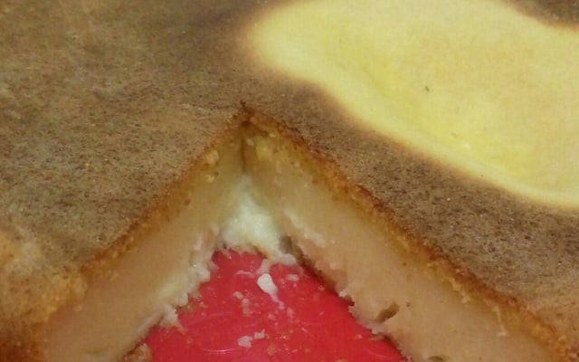 Bolo gelado de fubá cremoso