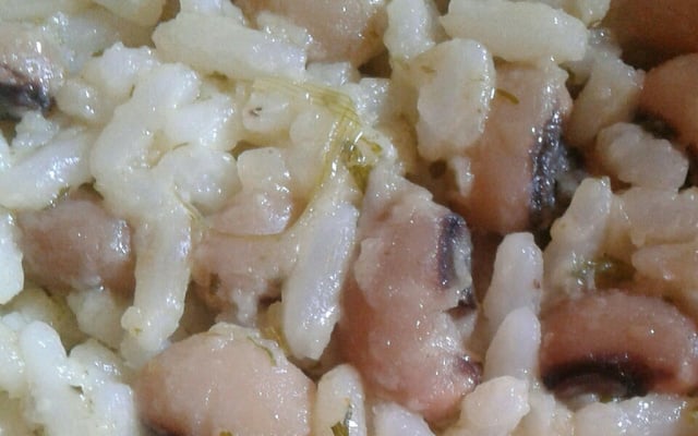 Baião de dois com feijão verde