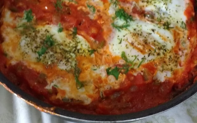 Shakshuka ou moqueca de ovo (versao low carb)