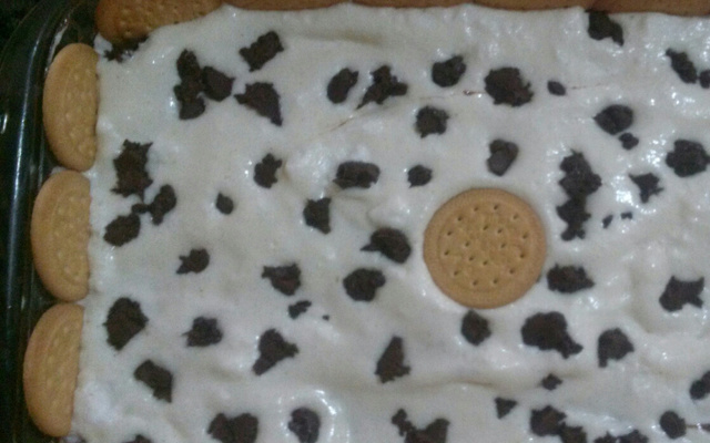 Pavê de chocolate com biscoito maizena