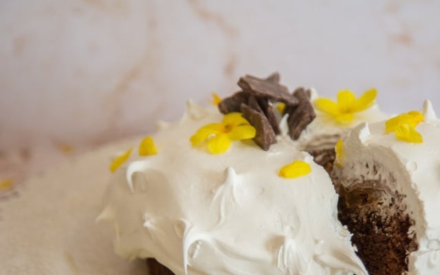 Moça gelada com brownie