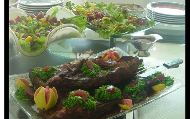 Costelinha de Porco ao Molho de Goiabada