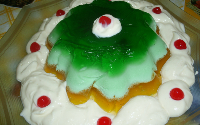 Delícia de gelatina em camadas