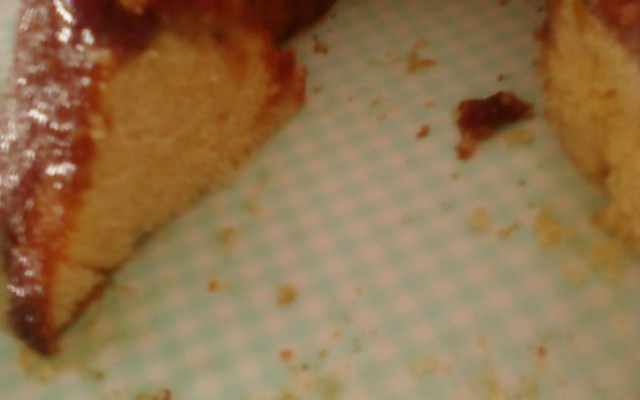 Bolo de banana caramelada