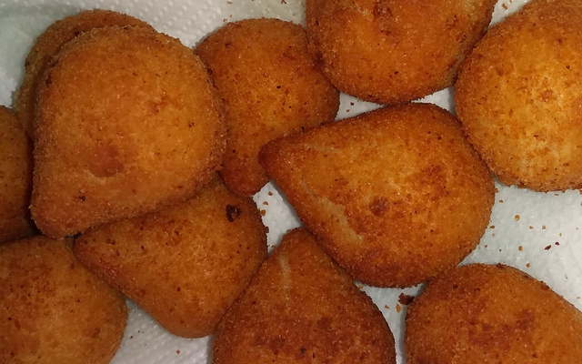 Coxinha fácil de leite 