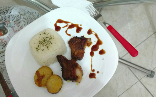 Costelinha de Porco com Molho Barbecue