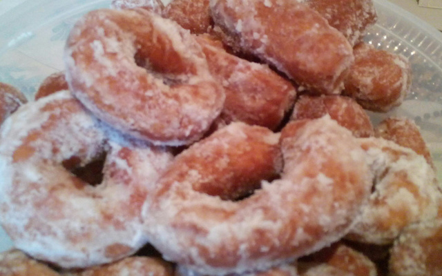 Rosquinha frita nevada