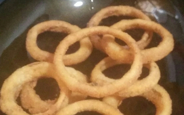 Aneis de cebola crocantes
