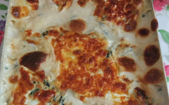 Espinafre ao molho branco