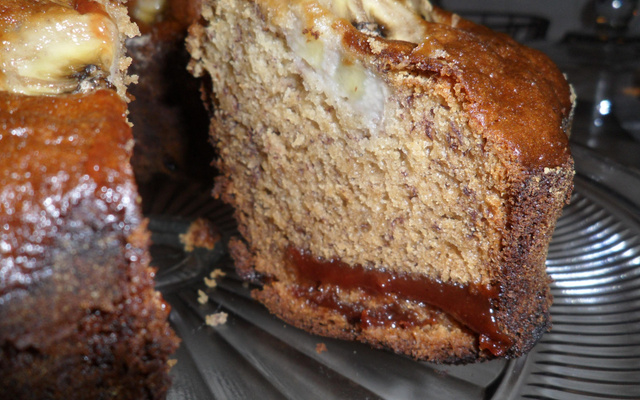 Bolo de banana com goiabada