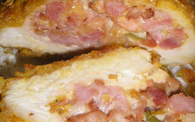 Peito de frango recheado empanado - EMCocina