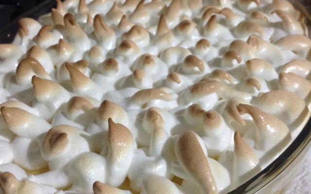 Abacaxi com creme delicioso