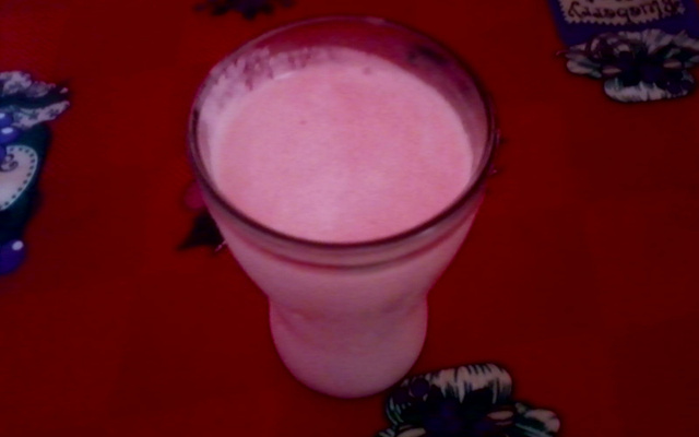 Milk shake fácil, barato e bonito