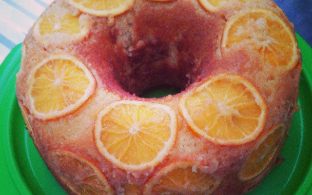 Bolo decorado com laranja super fácil