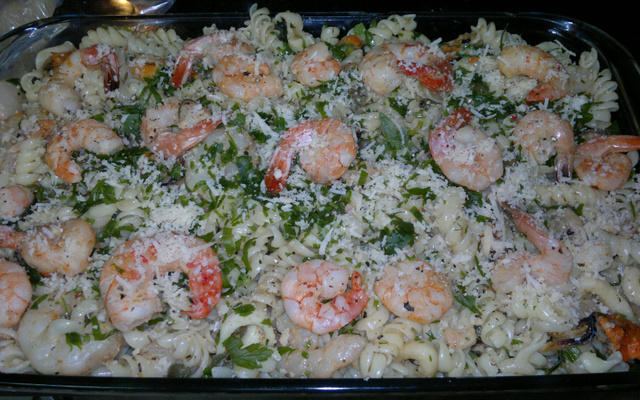 Frutos do mar no macarrão