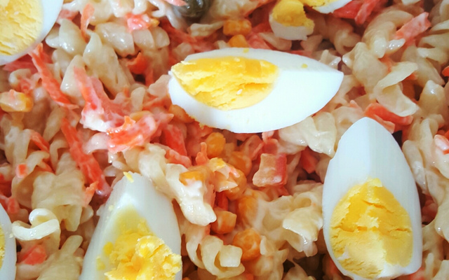 Salada de macarrão com maionese