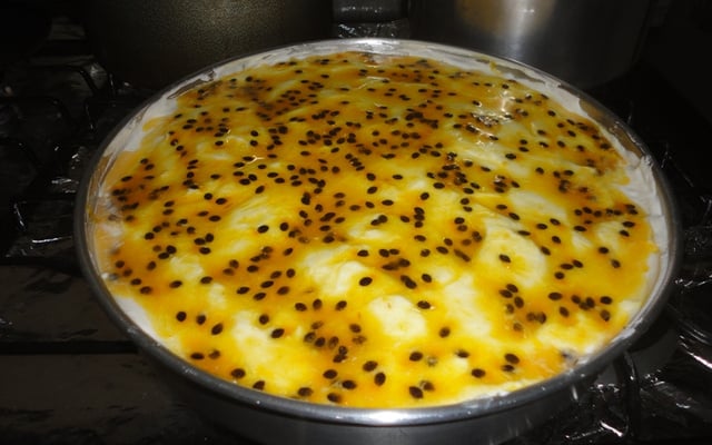 Bolo mousse de maracujá vapt vupt