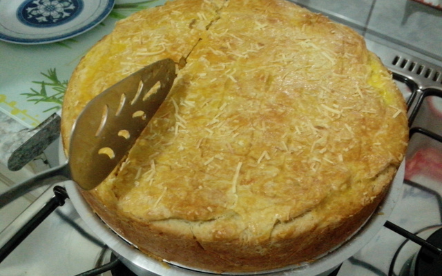 Torta de frango cremosa