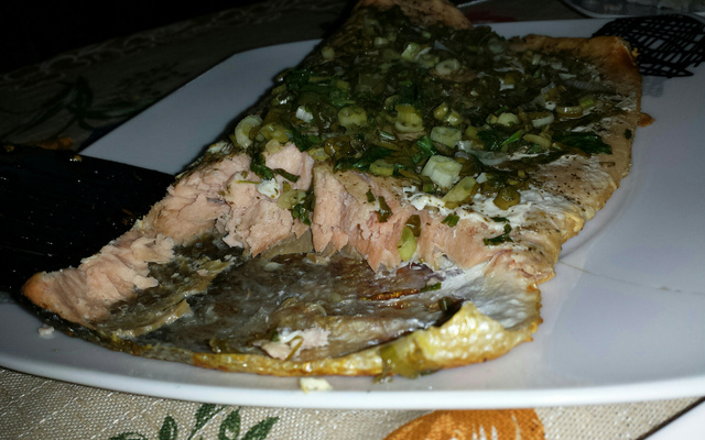 Salmão assado à provençal