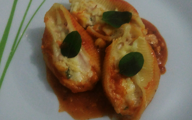 Conchilione recheado