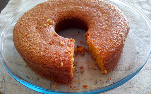 Bolo delícia de milho verde enlatado