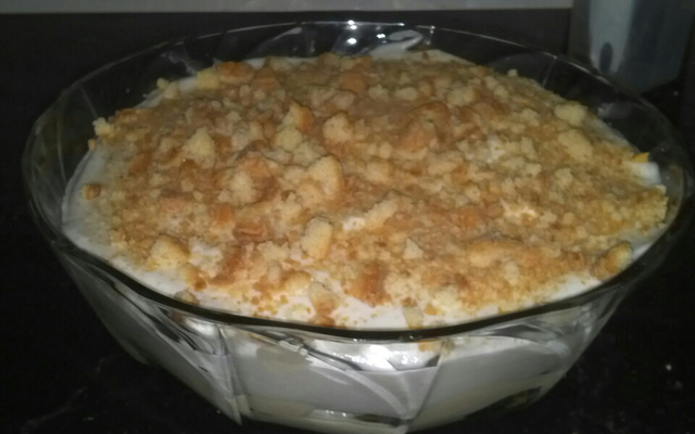 Pavê 3 cores de bolacha champagne