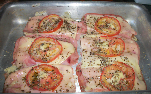 Sanduíche aberto de forno