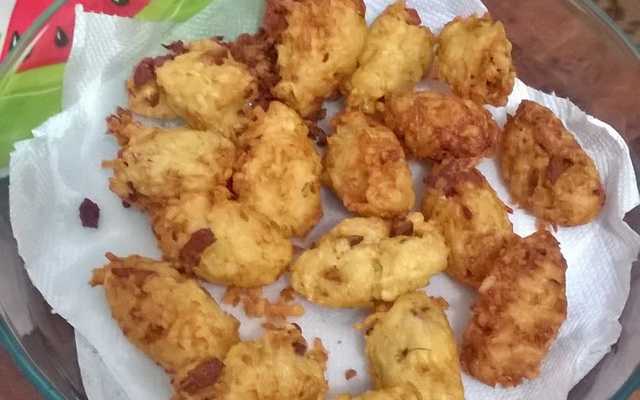 Bolinho de batata ralada